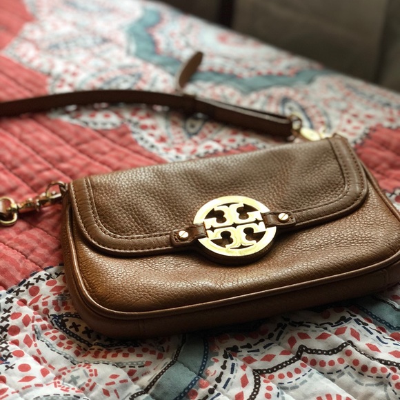 Tory Burch Handbags - Tory Burch crossbody bag